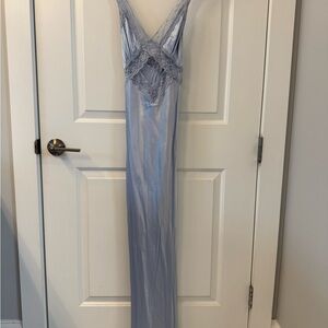 NWT Elegant Light Blue Lace dress Rumored brand - color ice, size small
